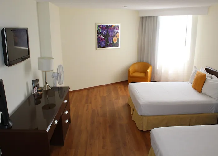 Hotel Valle De Toreo 3*